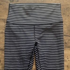Lululemon Size 6 21” inseam